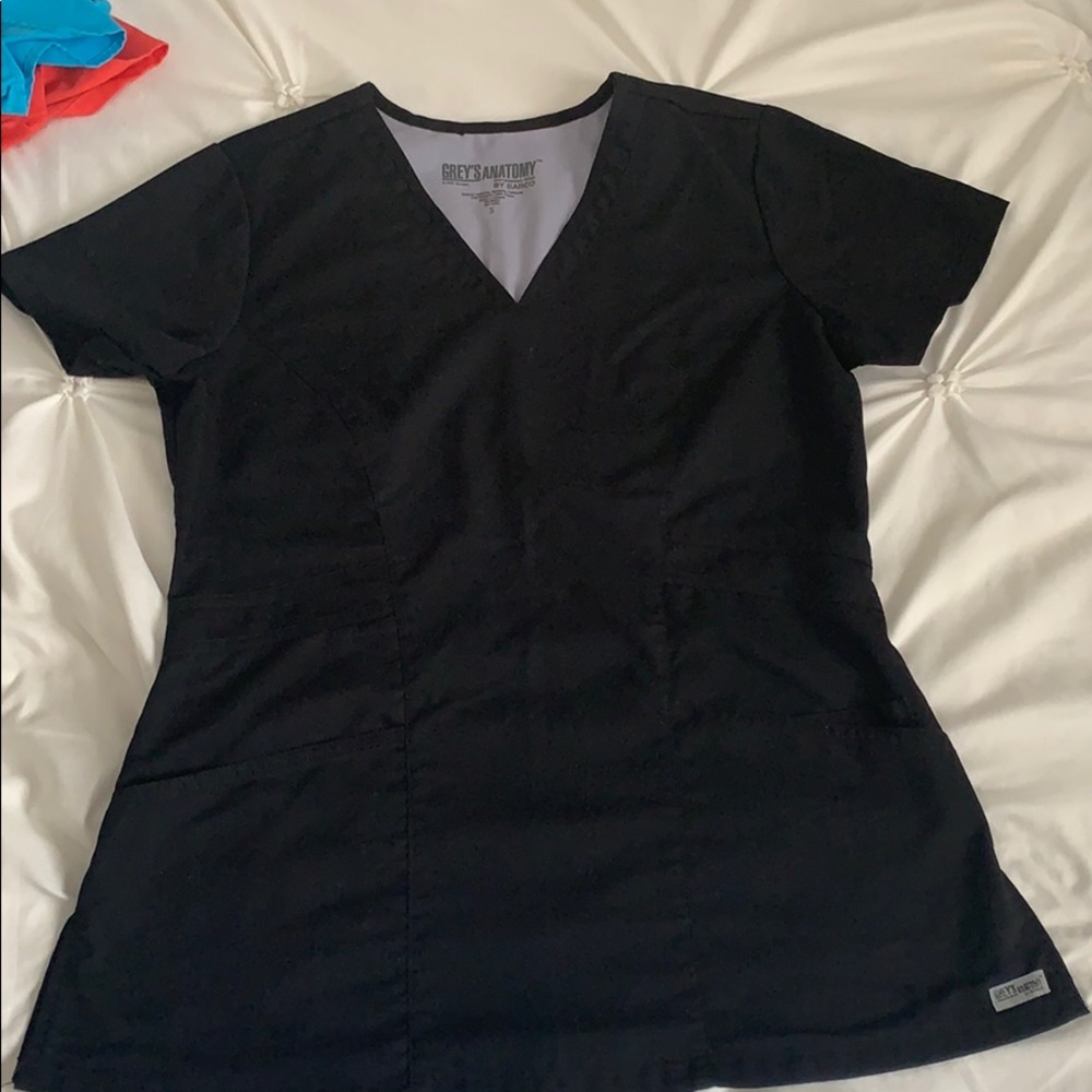 Scrub top